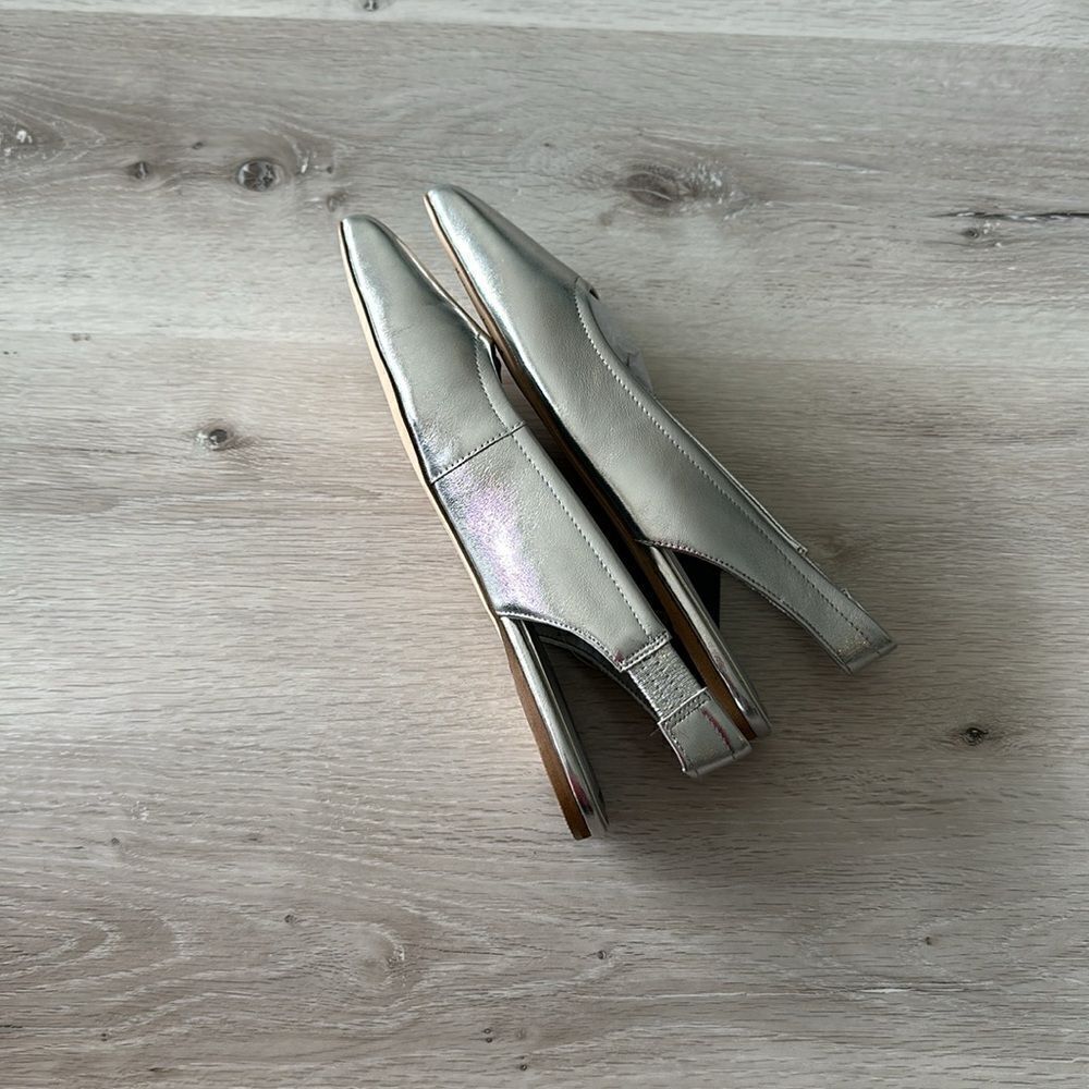 Franco Sarto Flexa Antona Flat Slingbacks Silver 7.5 NWT IN BOX - Picture 9 of 10